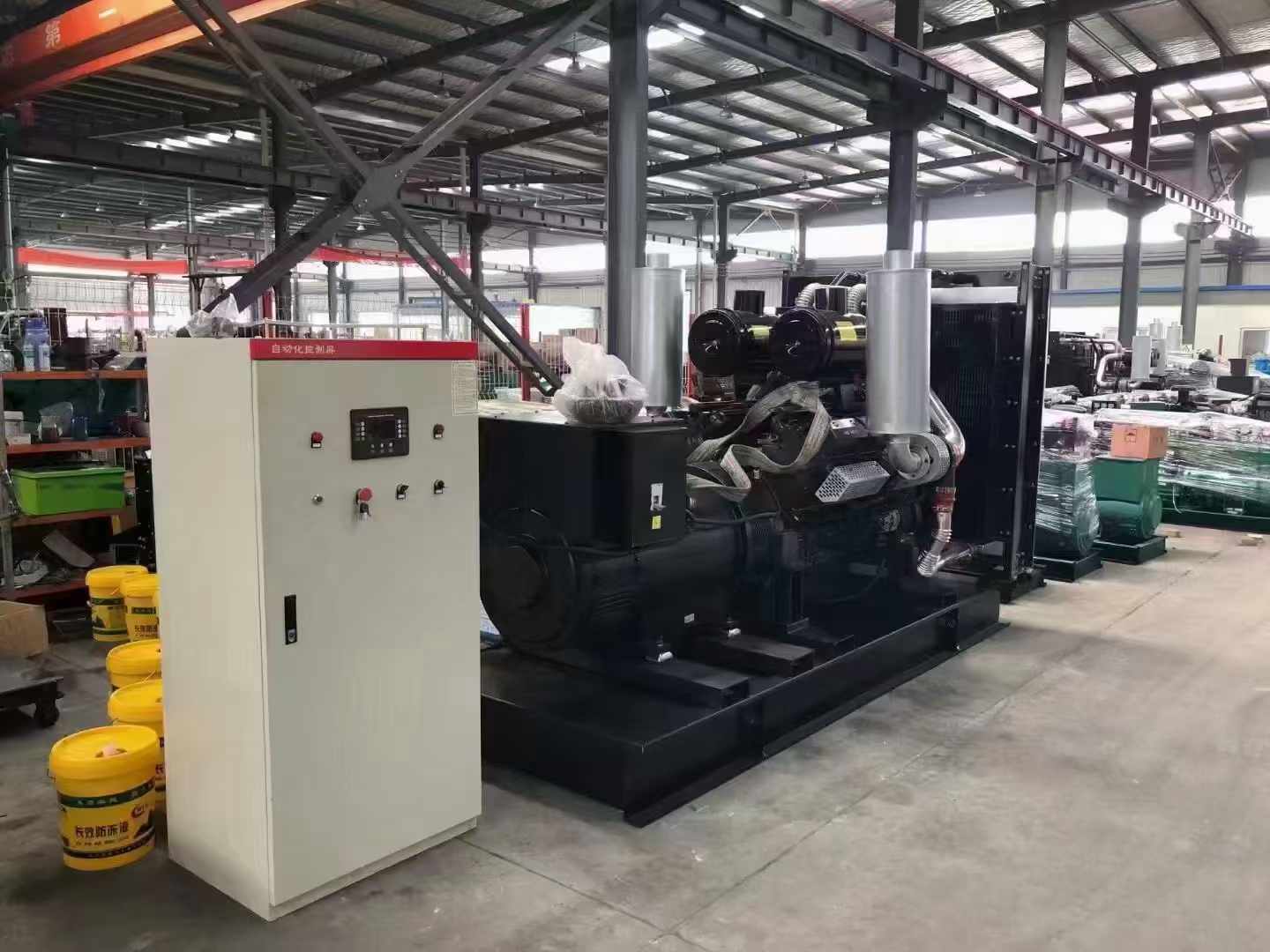 潮南柴油发电机运行时的噪音和振动水平如何？