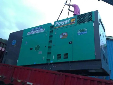 潮南柴油发电机组转速不稳定时，如何对发动机进行维护？