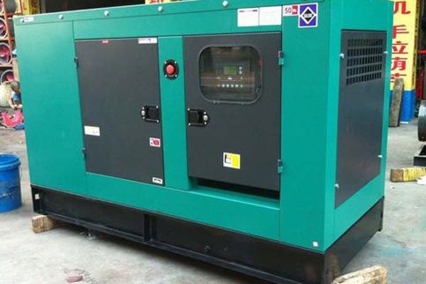 潮南如何检查机油的使用时间？