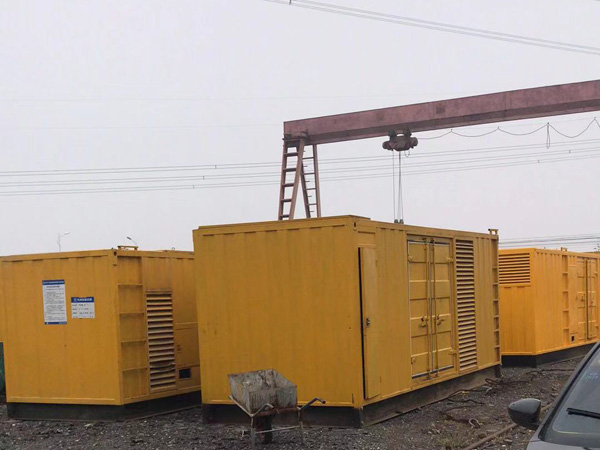 潮南100kw柴油发电机组每小时油耗？